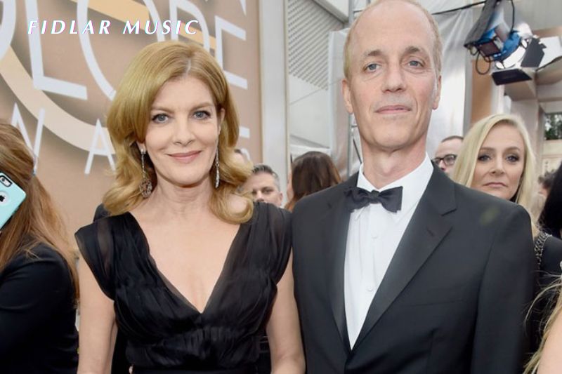 4 Who is Dan Gilroy Dating Now