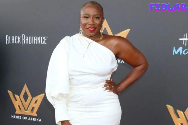 FAQs about Aisha Hinds