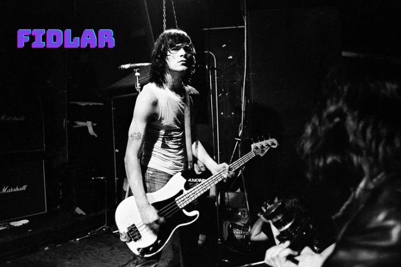 What is Dee Dee Ramone's Net Worth and Salary 2022